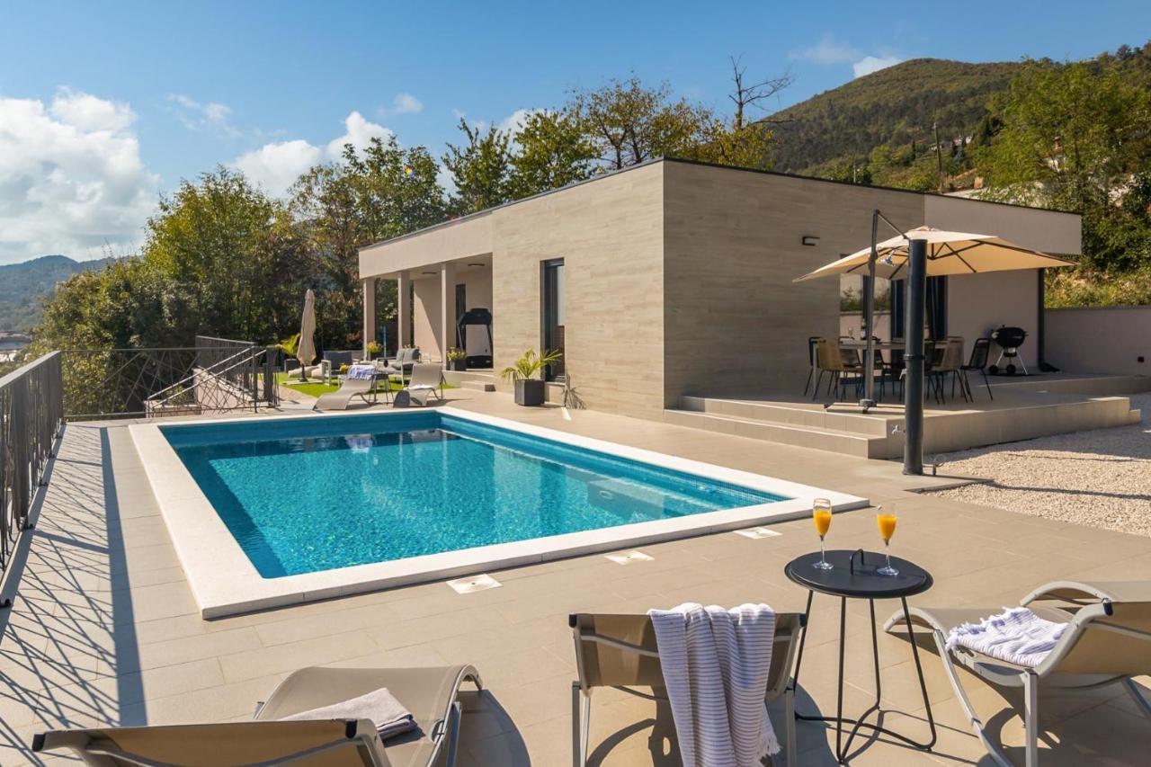 Villa Castanea Opatija Exterior photo